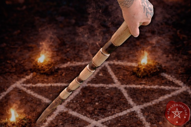 Cajado Personalizado com Sigilos