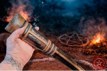 Cajado de Angico | O Eixo Mágico