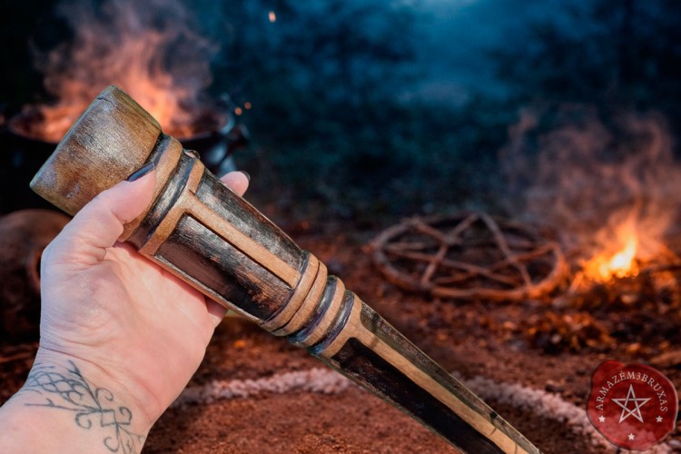 Cajado de Angico | O Eixo Mágico