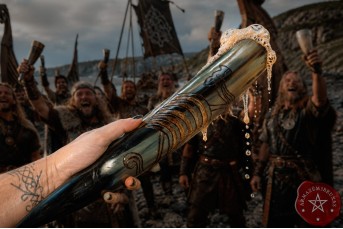 Drinking Horn | O Navio de Todos os Deuses