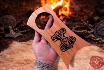 Expositor Drinking Horn | Odin