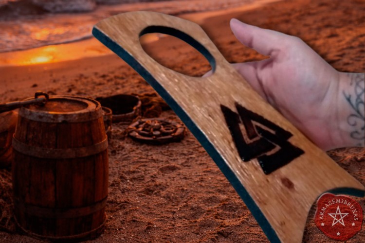 Expositor Drinking Horn | Valknut II