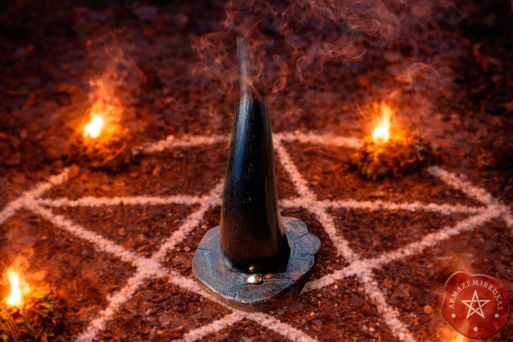 Ponta de Chifre (14.5cm) | Com Expositor